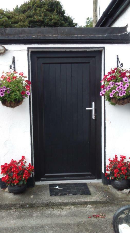 Cummins Cottages Ballycrossaun Екстер'єр фото